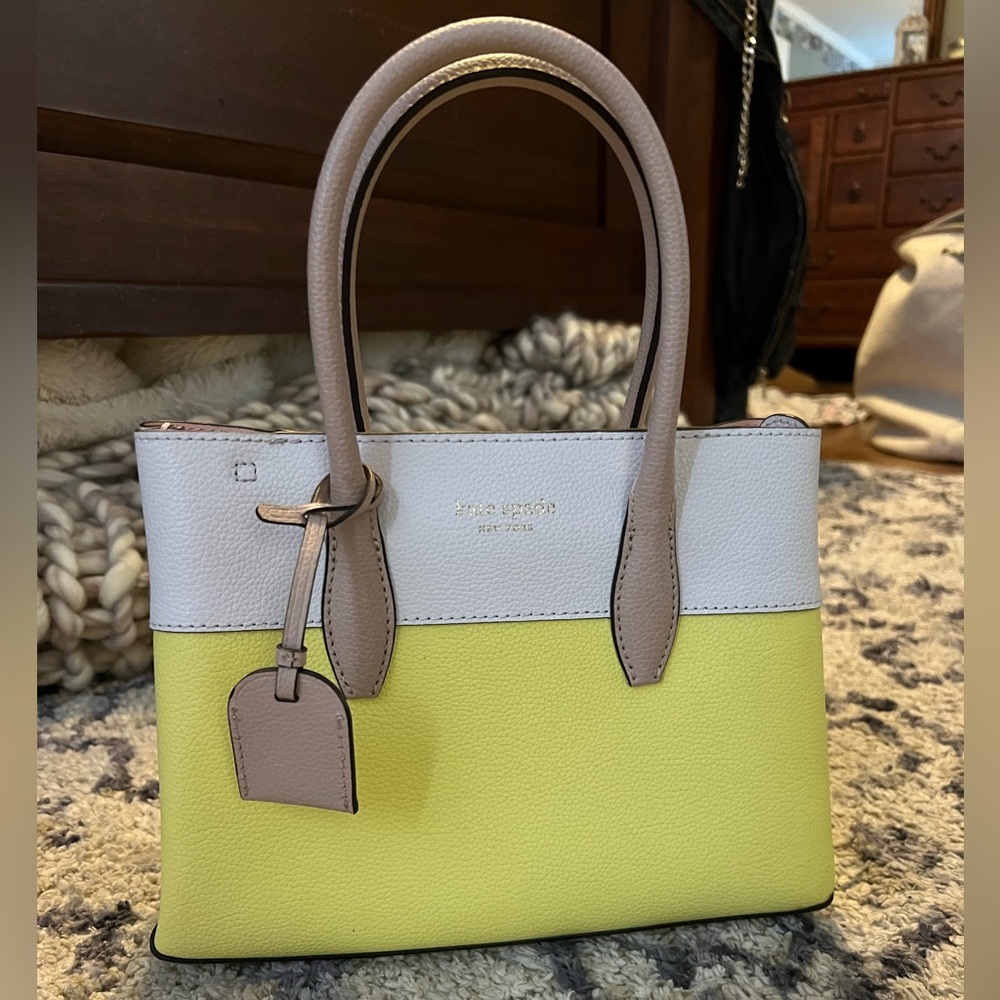 Kate spade purse